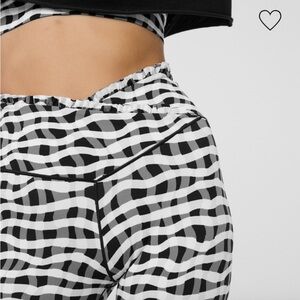 New!! OFFLINE By Aerie Real Me Xtra High Waisted Crossover Ruffle Legging XS